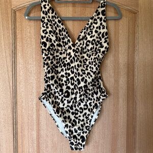 Old Navy Leopard Jungle One Piece Swimsuit Medium